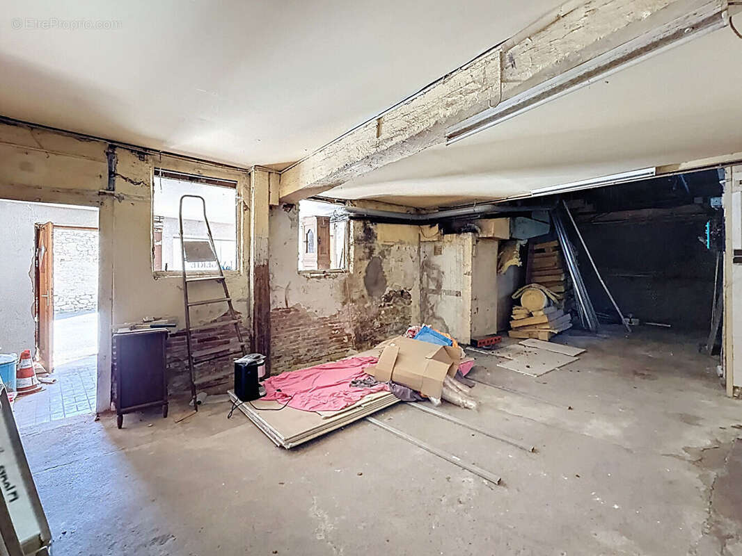 Appartement à COMPREIGNAC