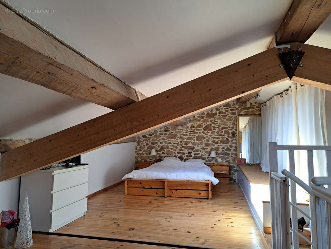 Maison à LEZIGNAN-CORBIERES