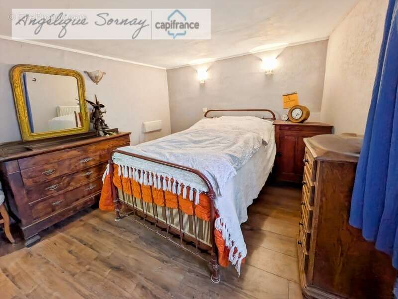 Maison à SAINT-JULIEN