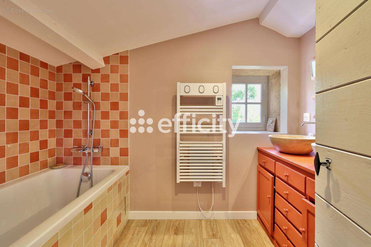 Maison 151 m² à Ville-Sur-Jarnioux  - photo 12