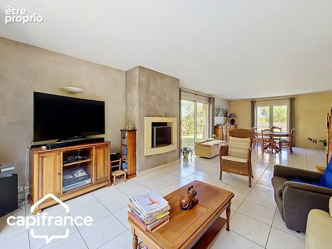 Maison de 169 m2- proche Thouars-terrain de 2000m2 - 4 chambres et + - photo 3