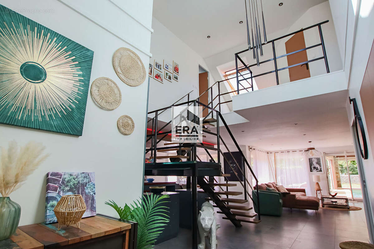 Maison à SAINT-GERMAIN-LES-CORBEIL