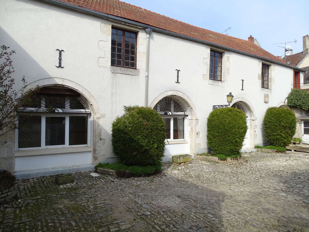 Maison à CHATILLON-SUR-SEINE