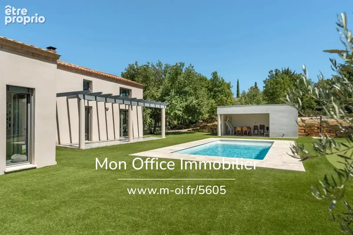 Référence : 7063-MAC - Villa 5 pièces avec piscine, garage et dépendance - photo 8