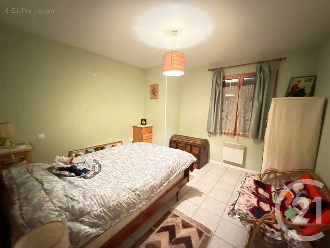 Maison 96 m² à Villeperrot  - photo 6