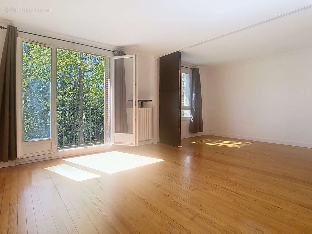 Appartement à RUEIL-MALMAISON