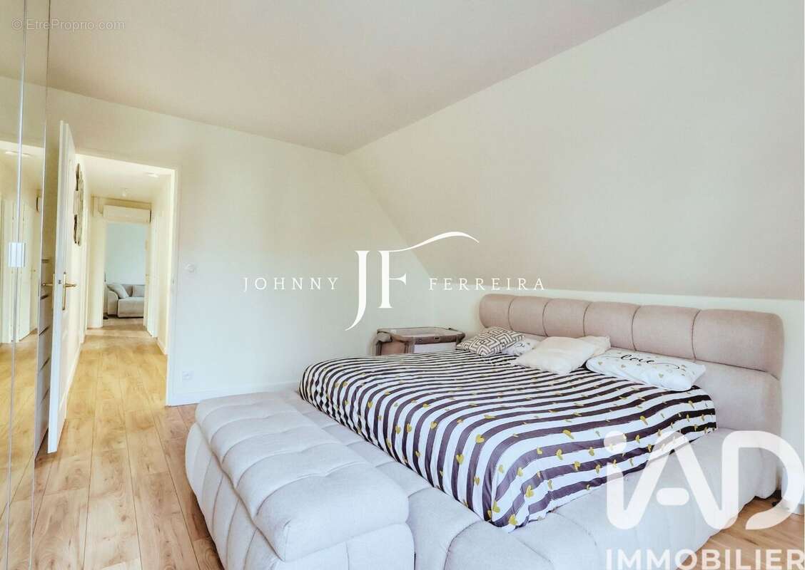 Maison 150 m² à Groslay  - photo 9