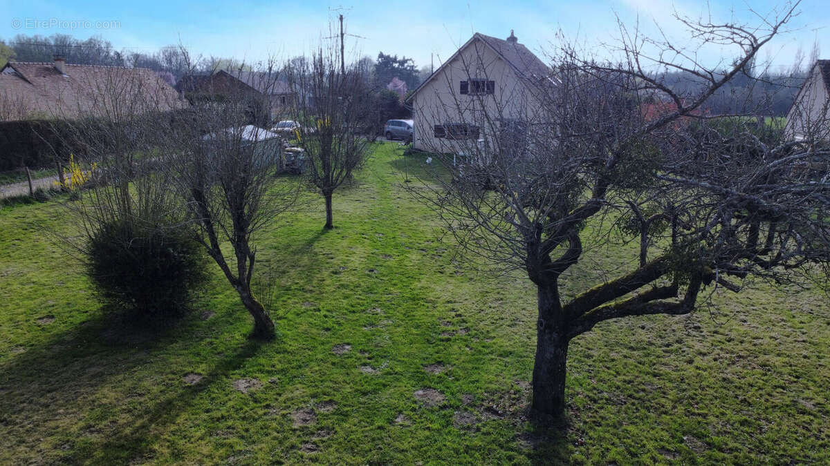 Maison à DOMATS