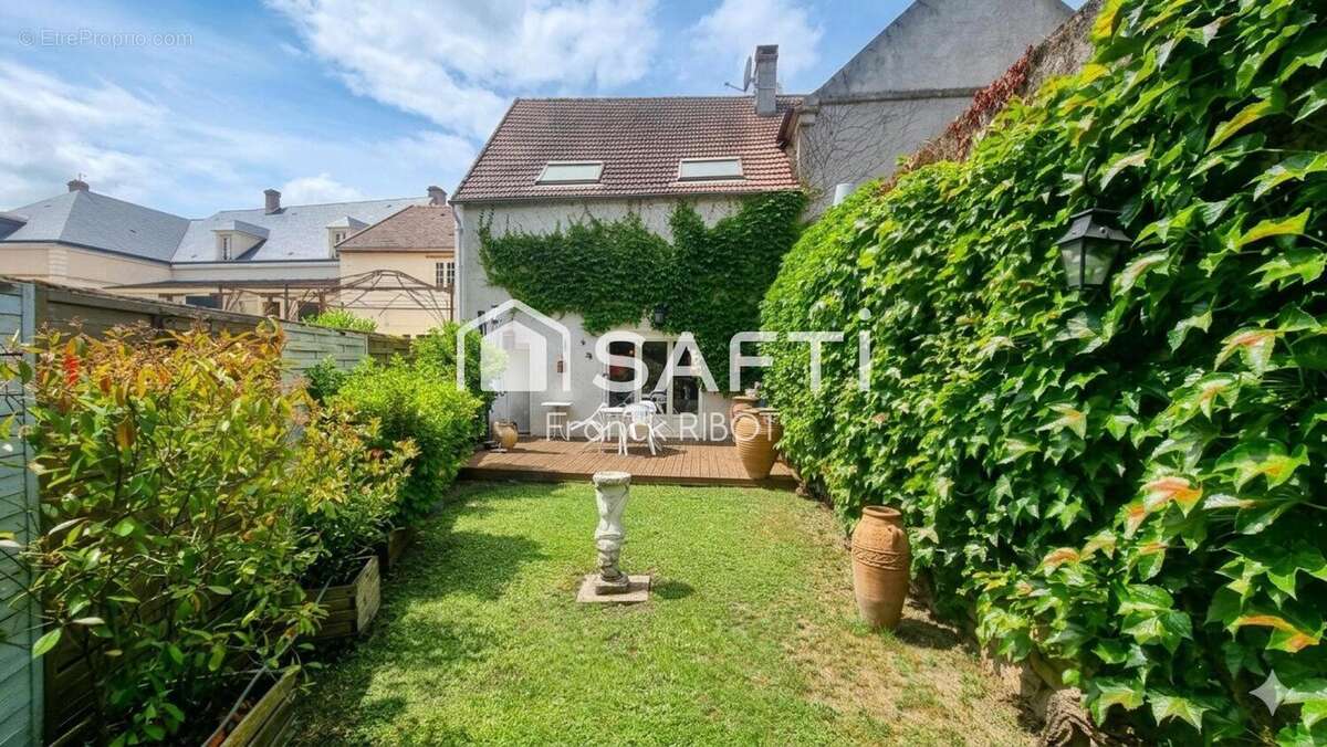 Photo 5 - Maison à AVALLON