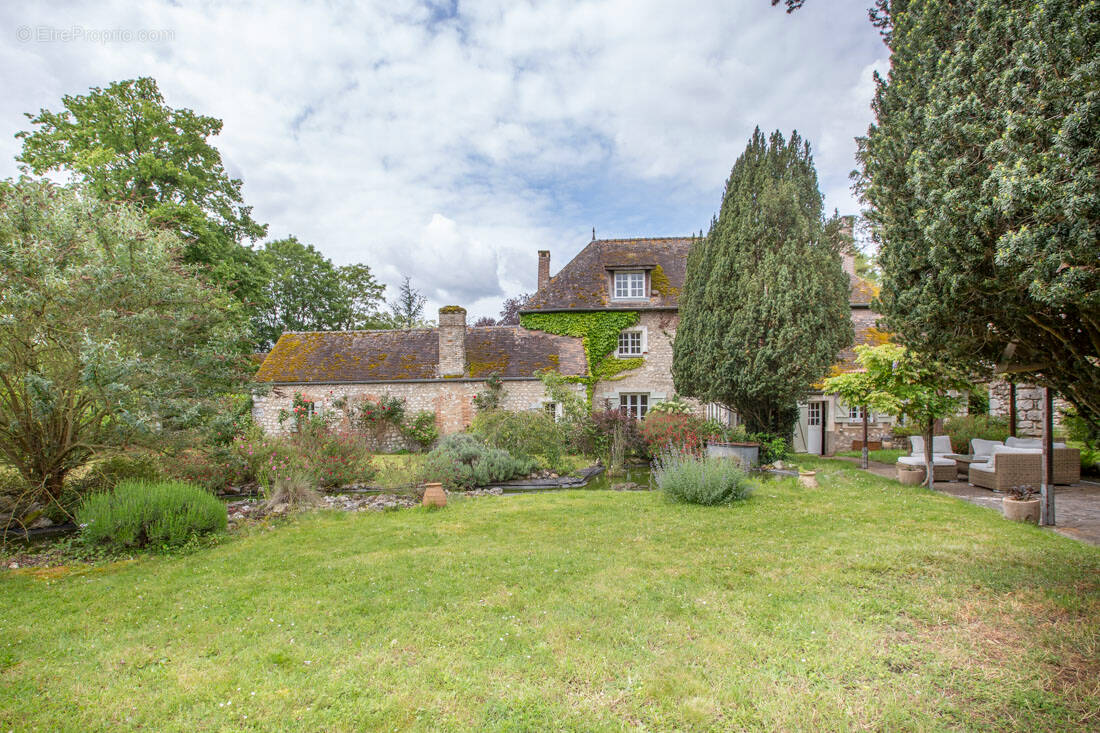 Maison à PRESSAGNY-L'ORGUEILLEUX