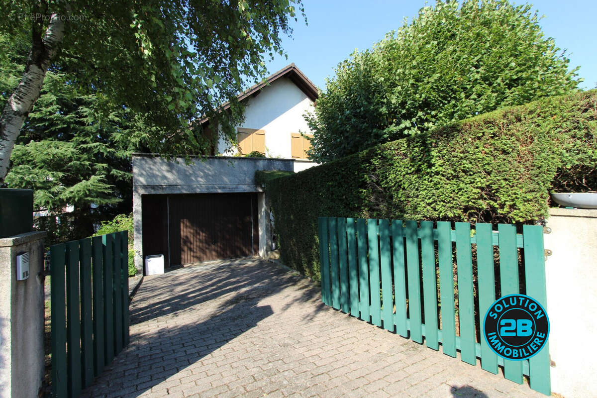 Maison à BARBERAZ