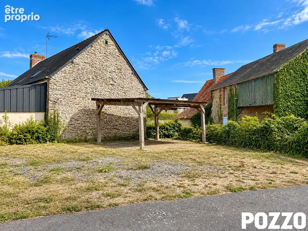 A Vendre - Terrain constructible à Beauvoir 128 m² - photo 2