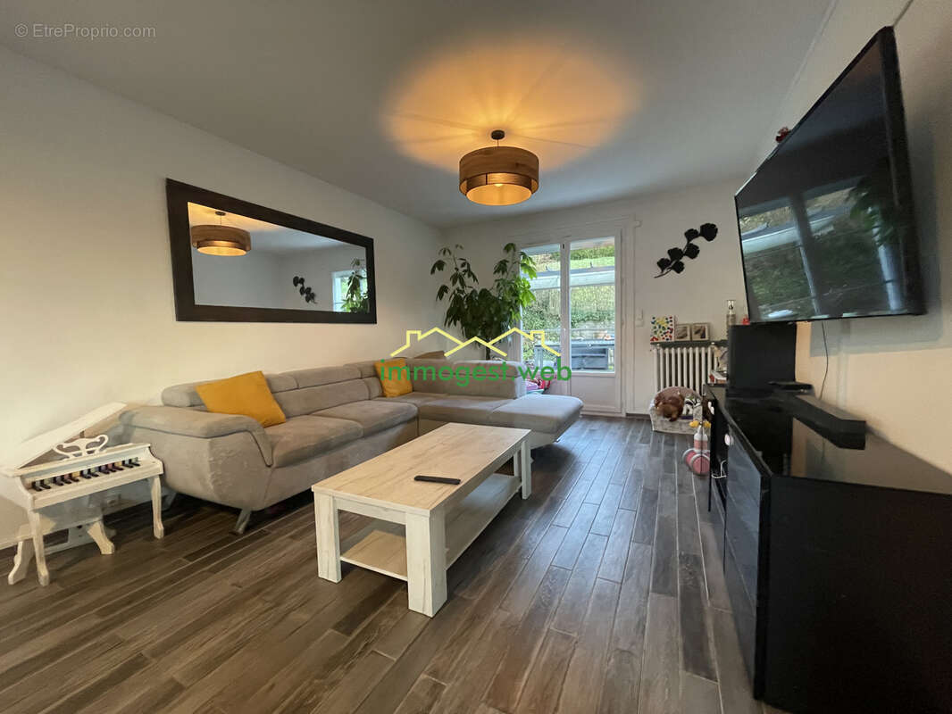 Maison à NEUILLY-EN-THELLE