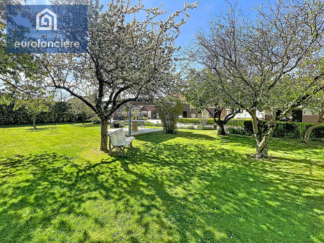 Propriete rare st parres les vaudes - photo 11