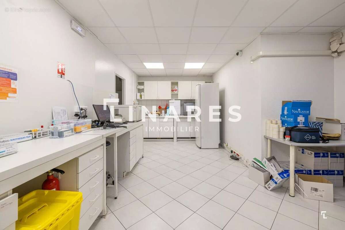 Commerce à MARSEILLE-13E