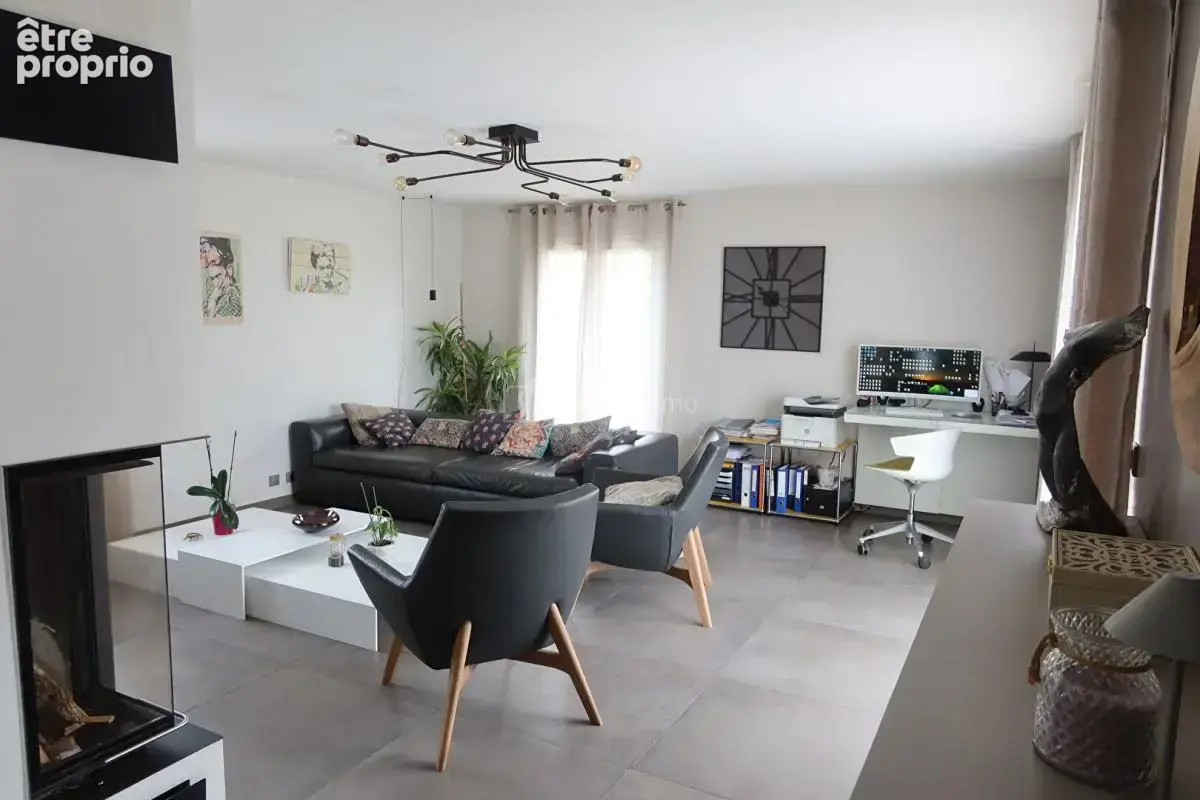 Maison d'architecte Moncey 7 pièce(s) 170 m2 - photo 6