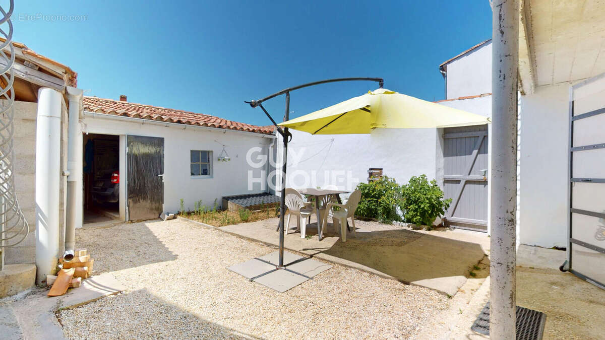 Douceur de vivre à La Noue ? Maison de village avec grand garage - photo 13