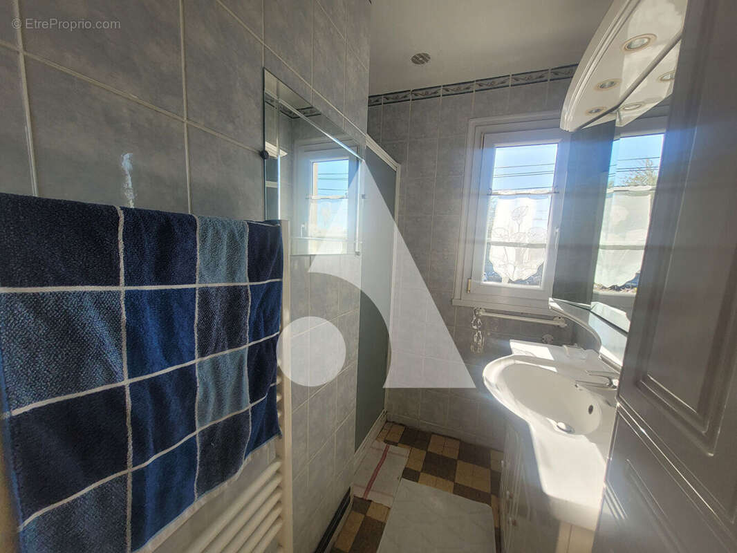 Maison à BELLOY-EN-FRANCE