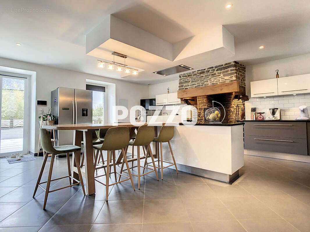 A Vendre - Propriété de 250m² avec terrain - Idéal chevaux - photo 2