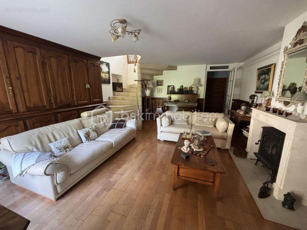 Maison à MAUZE-SUR-LE-MIGNON