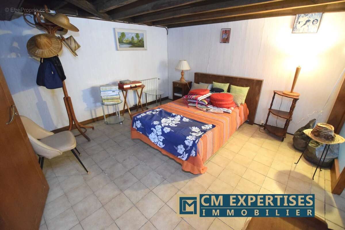 Maison à SAINT-ASTIER