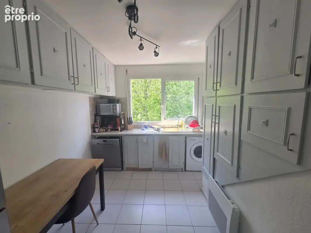Cornebarieu  Immeuble de rapport mixte 127 m2 — local commercial + appartement — loyers en cours - photo 4