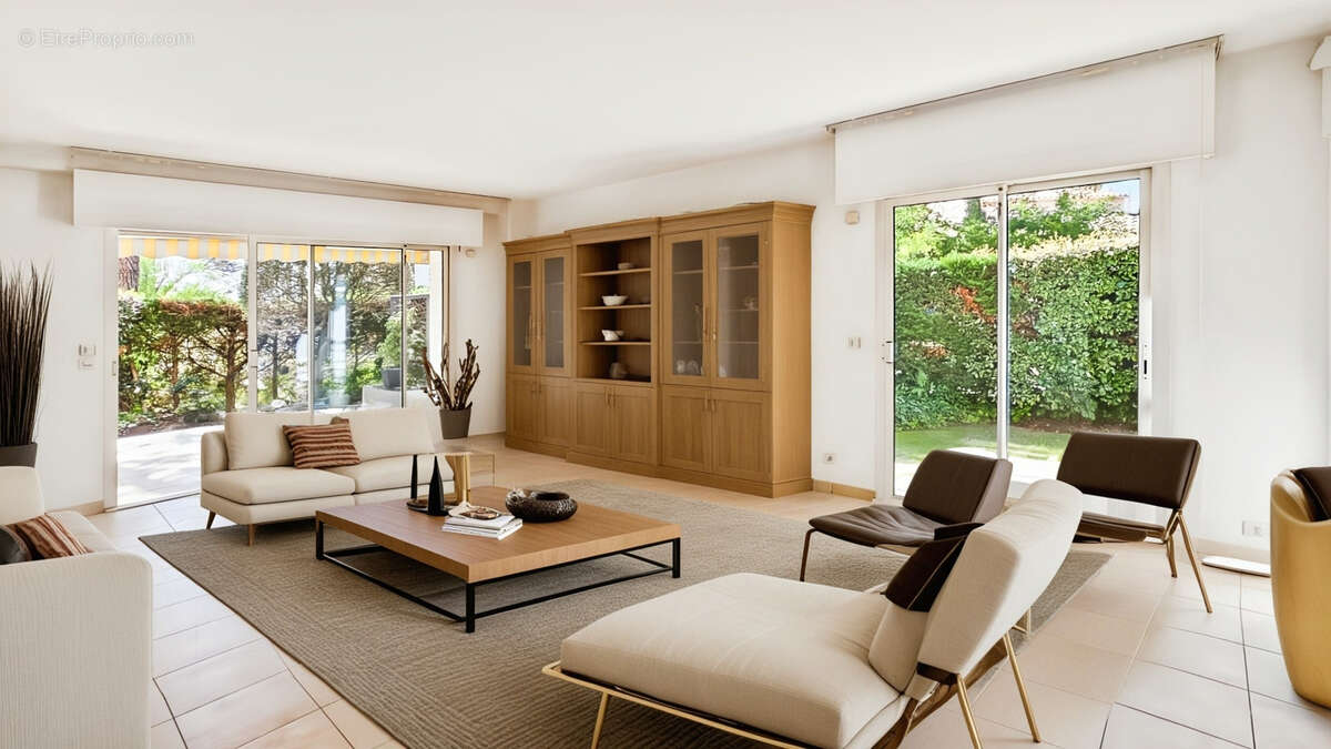 Appartement à SAINT-RAPHAEL