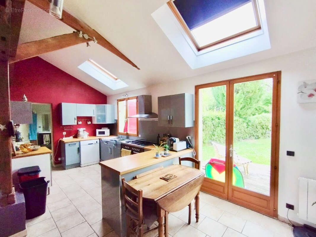 Photo 2 - Maison à TROISSEREUX