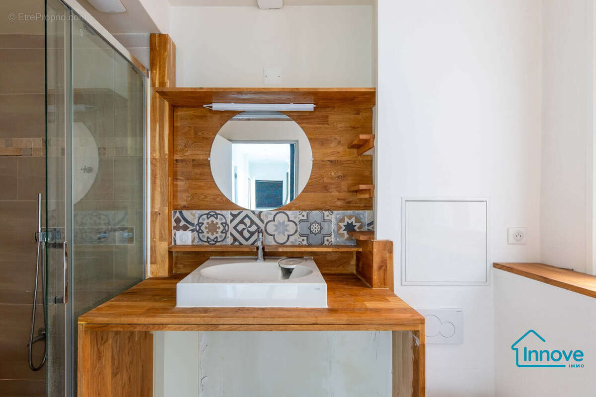 Appartement à PARIS-14E