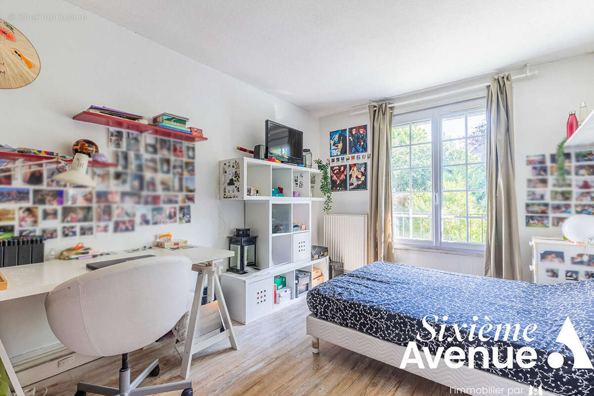 Maison à SAVIGNY-SUR-ORGE