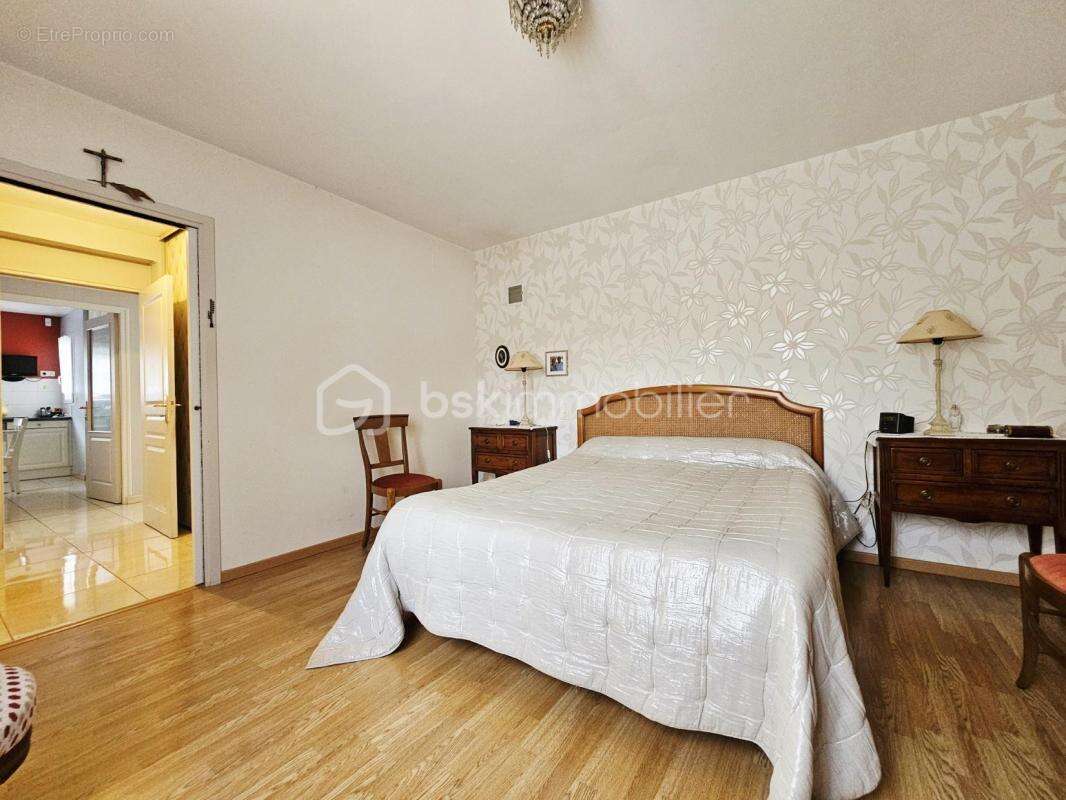 Chartres-de-bretagne / maison bourgeoise 4 chambres - photo 6