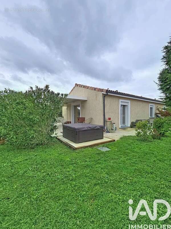 Photo 3 - Maison à VERNET