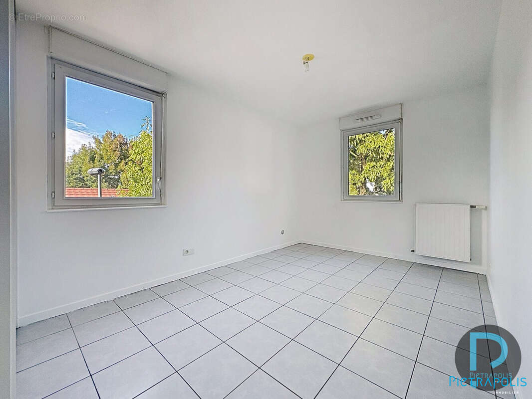 Appartement à BOURGOIN-JALLIEU