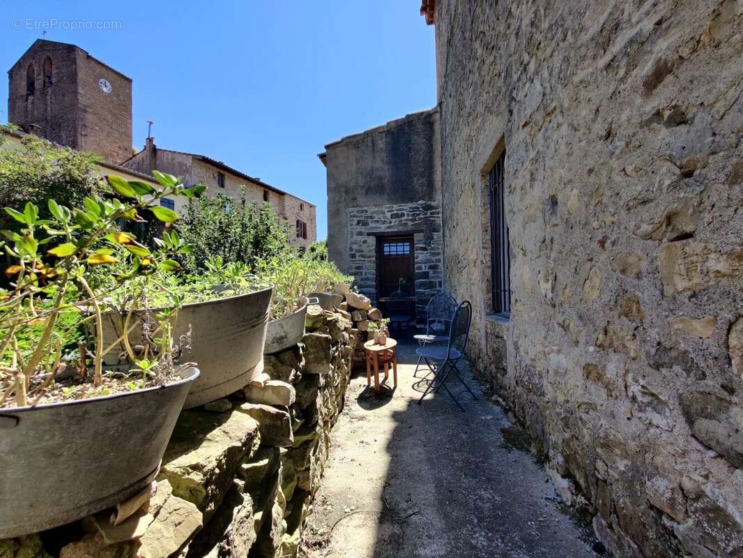 Maison à ESPERAZA