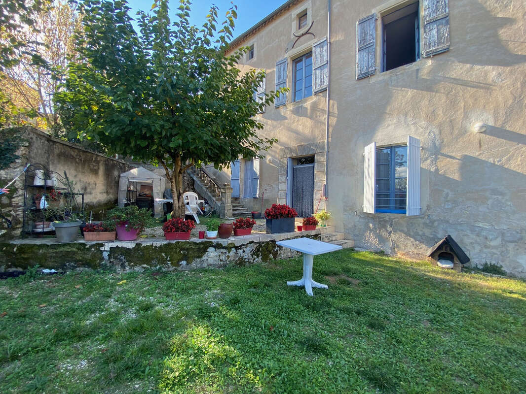 Maison à PUY-L'EVEQUE
