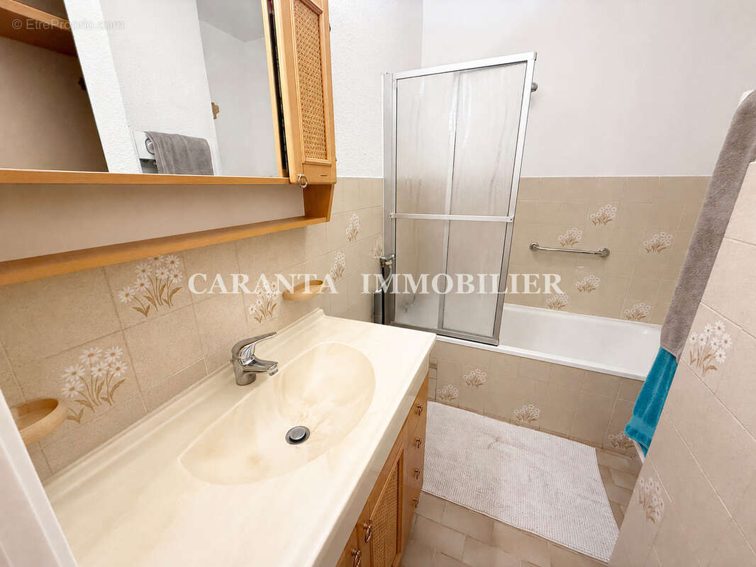 Vente appartement 2 pièces Sainte-Maxime avec terrasse et parking - photo 6