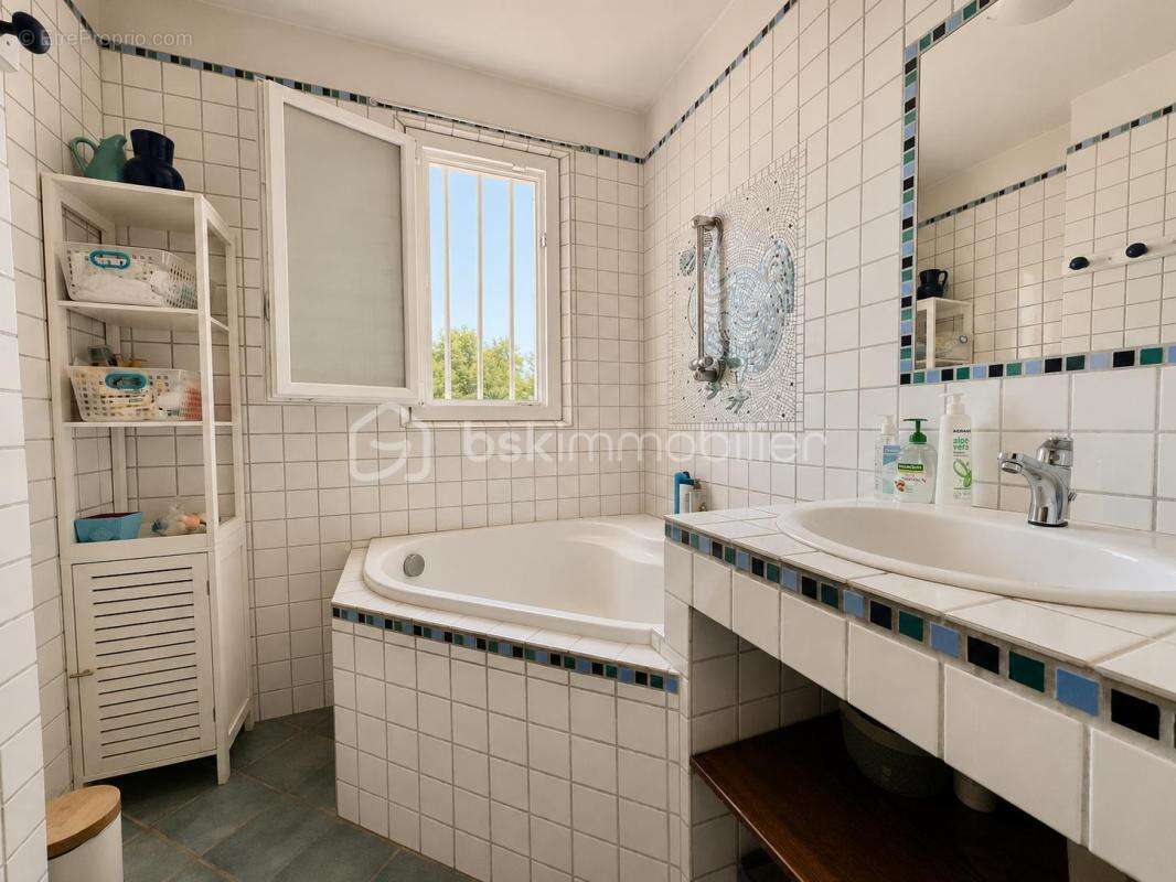 Maison 234 m² à Egreville  - photo 8