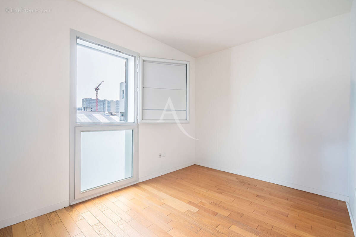 Appartement à IVRY-SUR-SEINE
