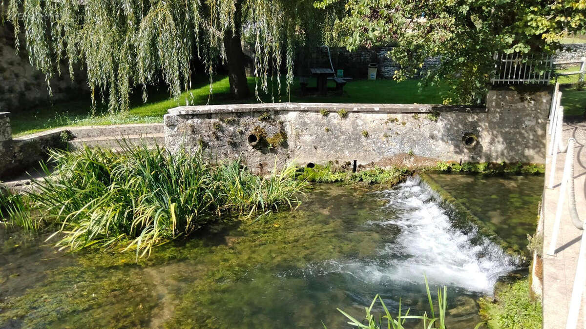 RIVIERE - Maison à LIZANT