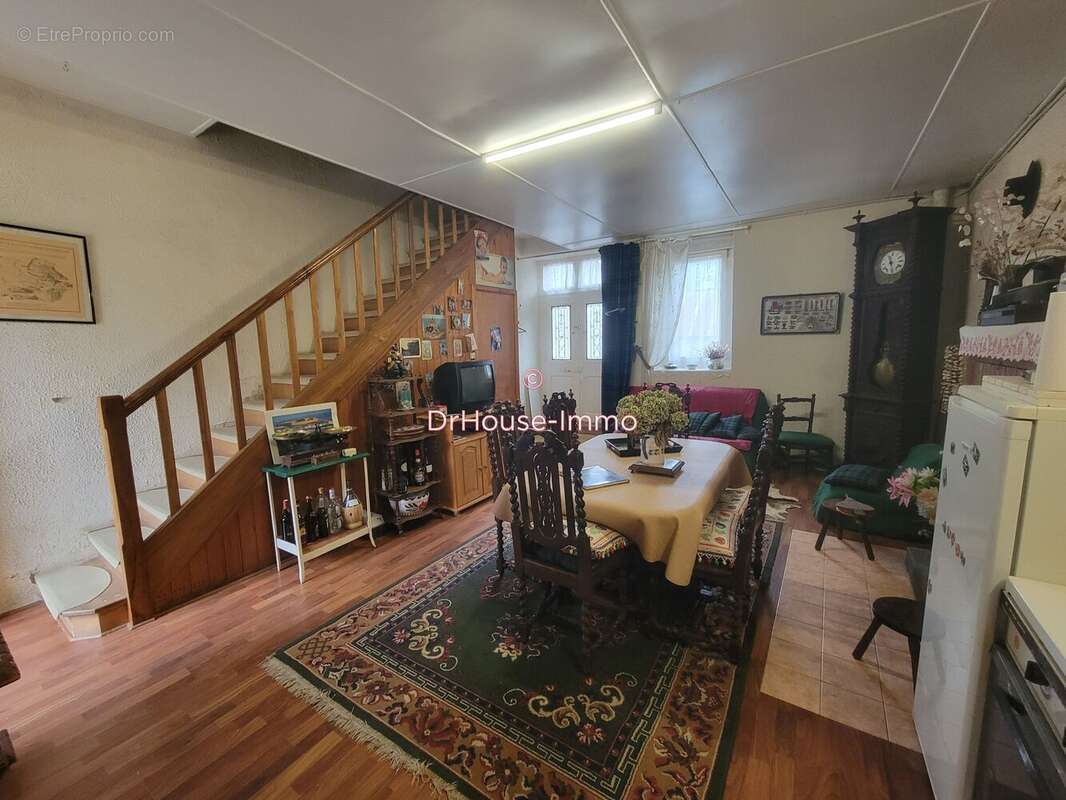 Maison à LE VIVIER-SUR-MER