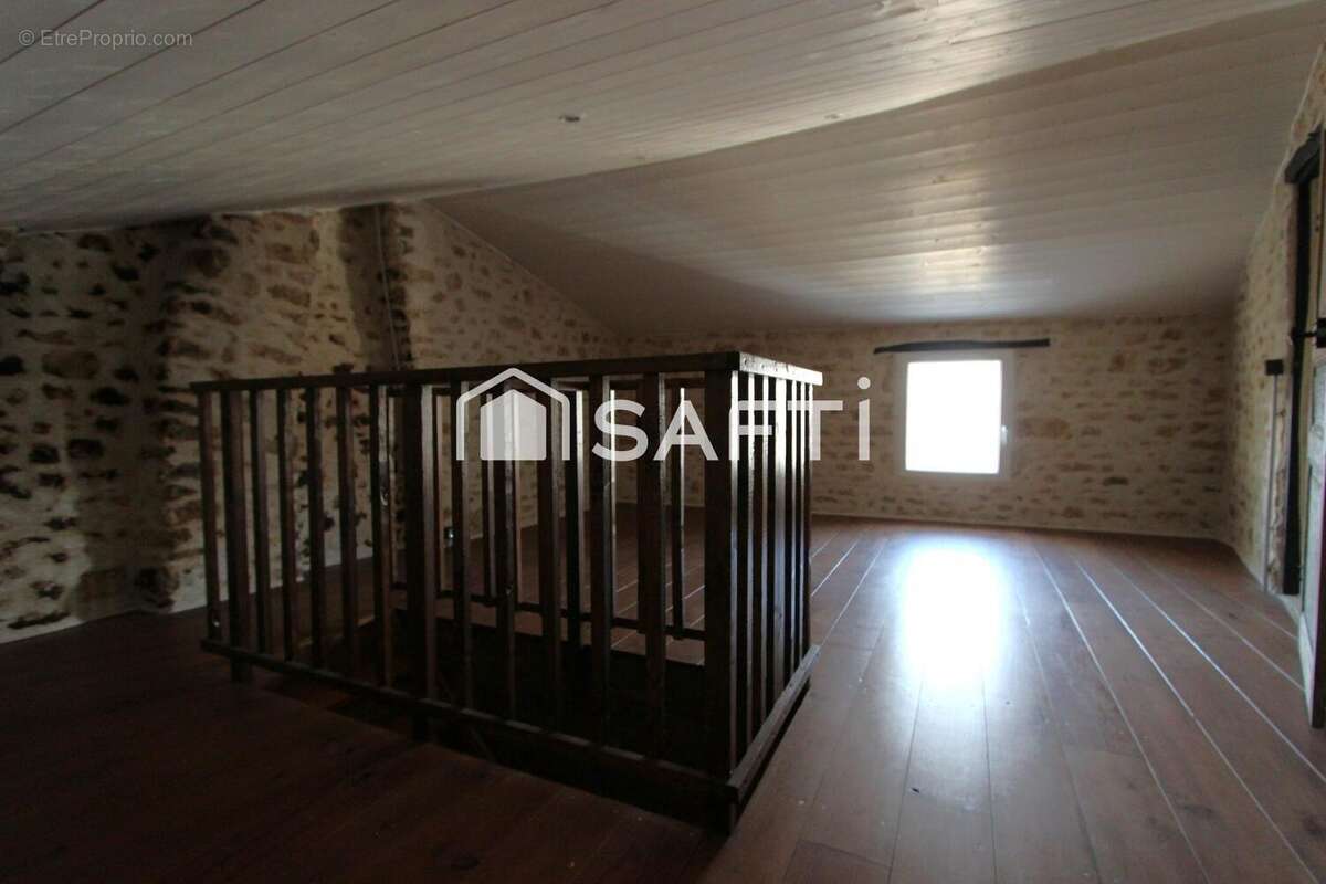 Photo 8 - Maison à LA CAILLERE-SAINT-HILAIRE