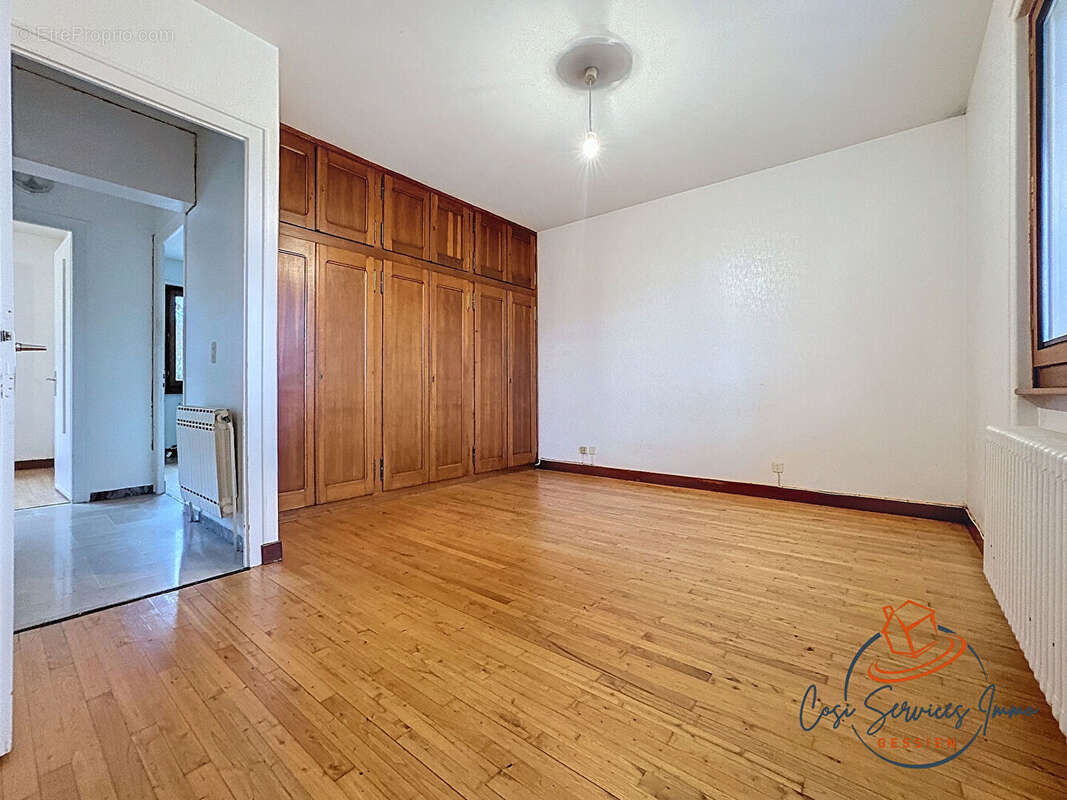 Vente maison de plain pied sur sous sol complet - photo 6