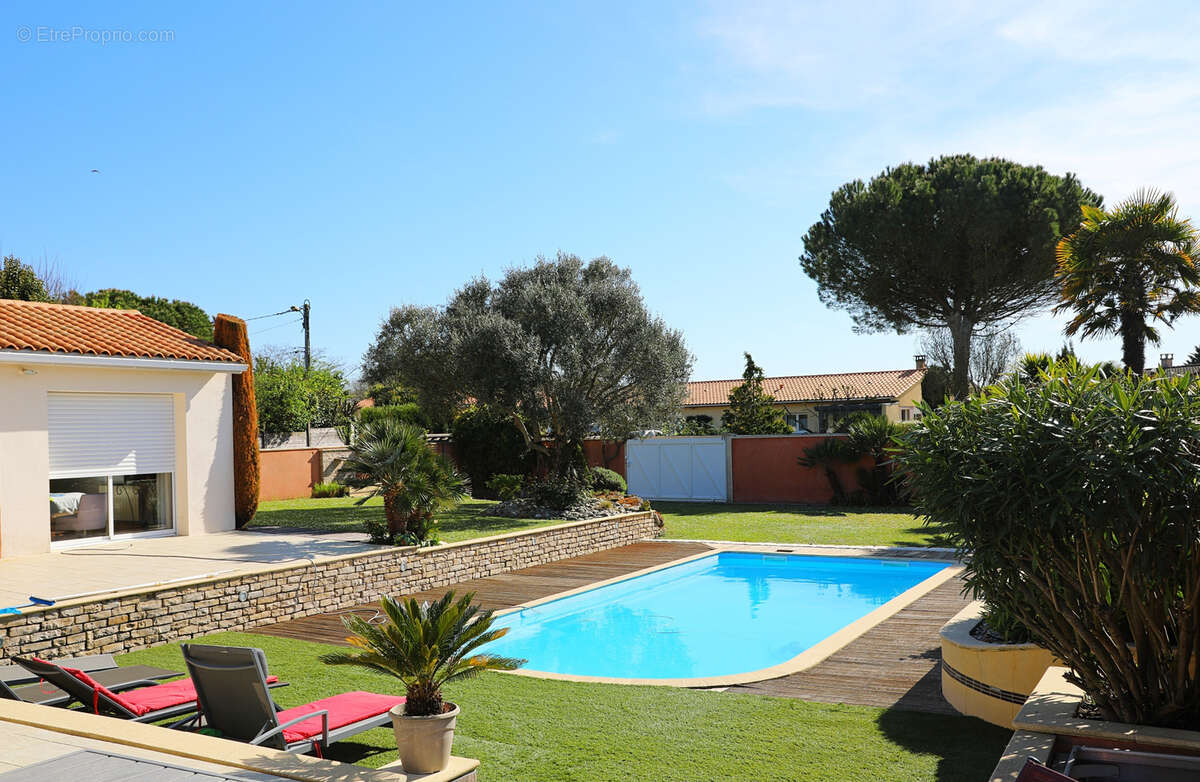 Maison à MESCHERS-SUR-GIRONDE