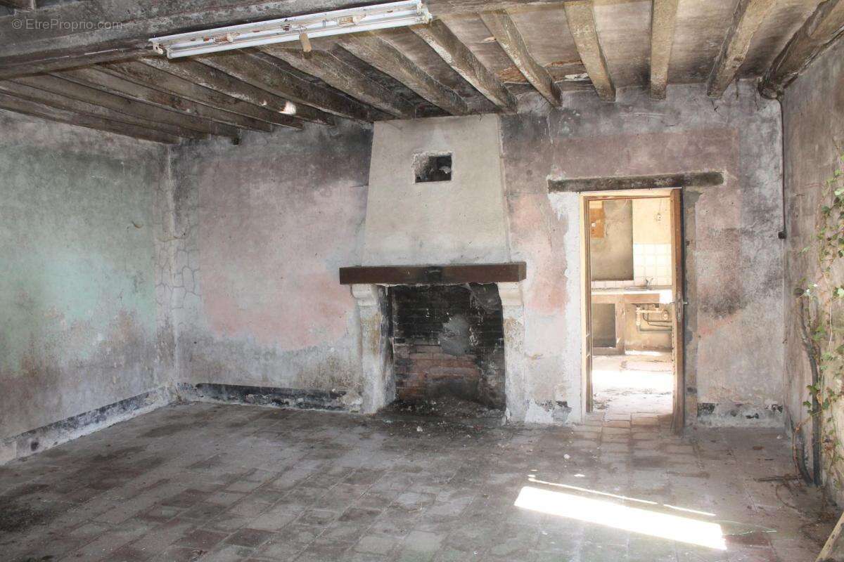 Maison à COULOMBIERS