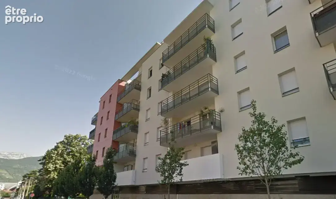 INVESTISSEMENT LOCATIF  GRENOBLE  Résidence étudiante Campus Universités Grenoble - 4,98 % de rentabilité - photo 11