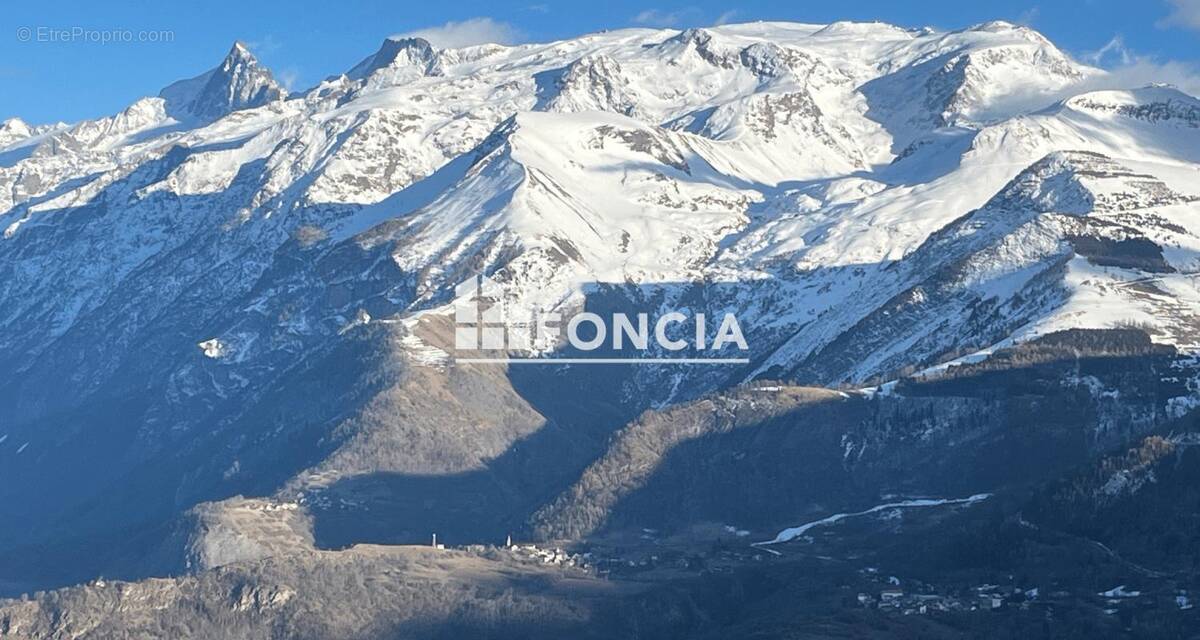 Appartement à AURIS