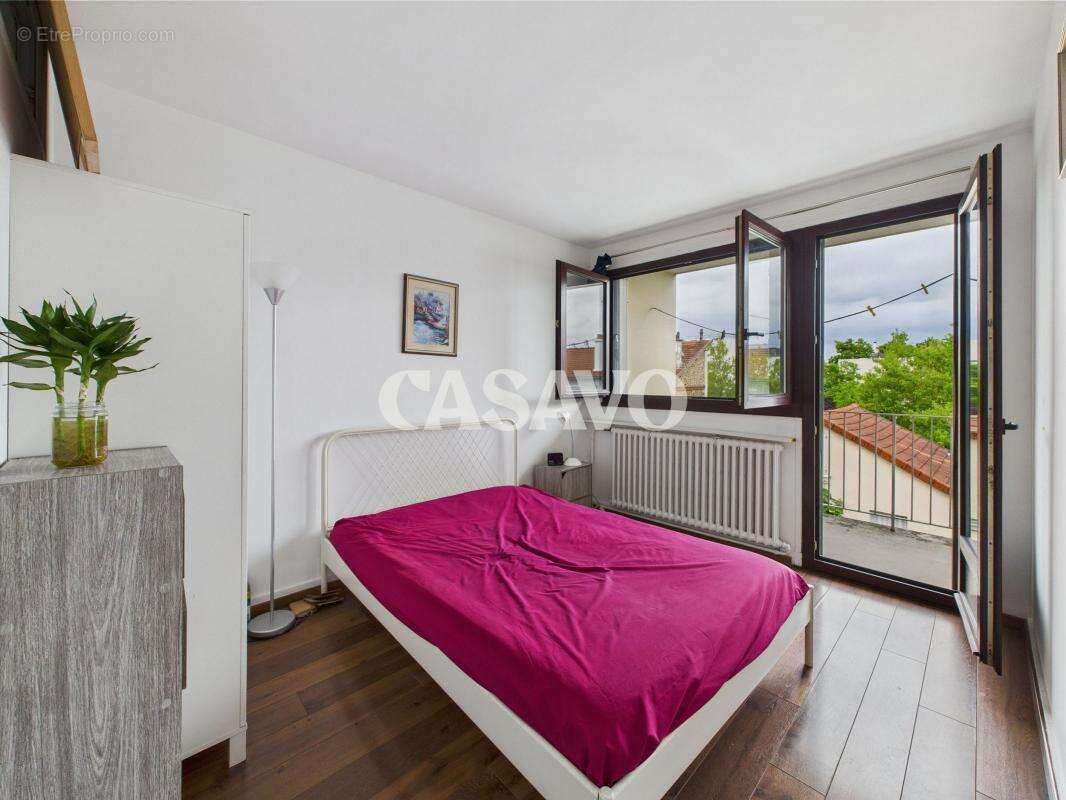 Appartement à NANTERRE