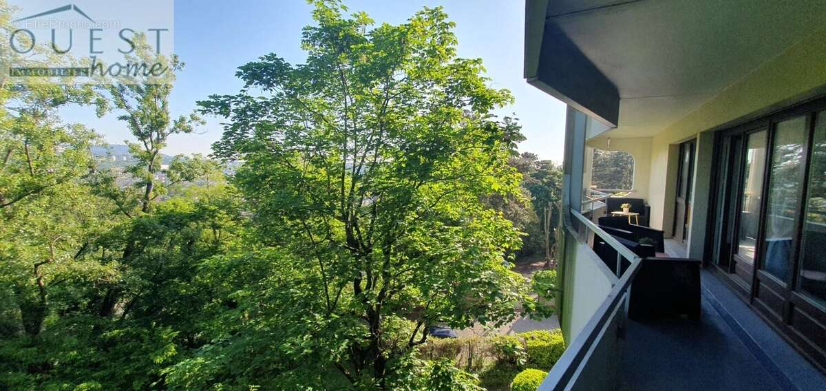 Appartement à LYON-9E