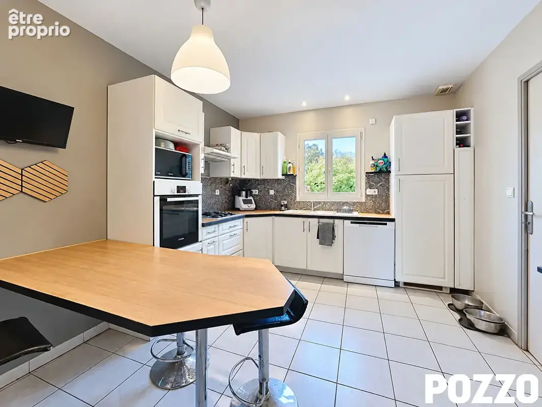 Maison Cérences (50510) 6 pièce(s) 97 m2 jardin 2600 m² - photo 4
