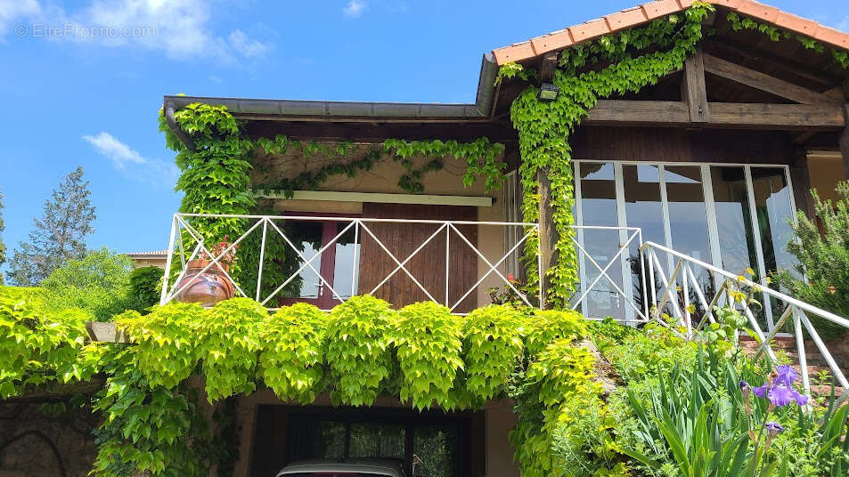 Maison à SAINT-VICTOR-SUR-RHINS
